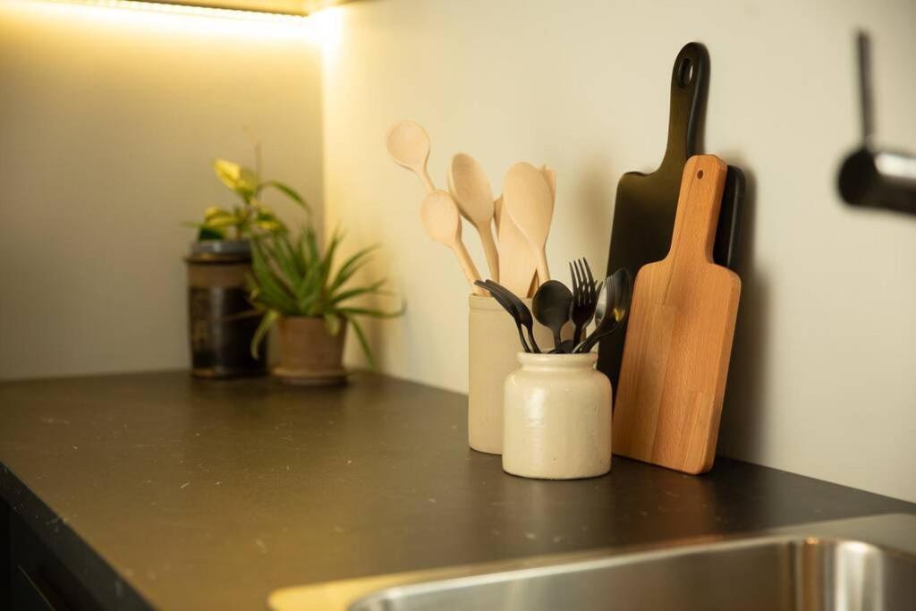 Zen Apartment - Calea Victoriei Bucarest Esterno foto