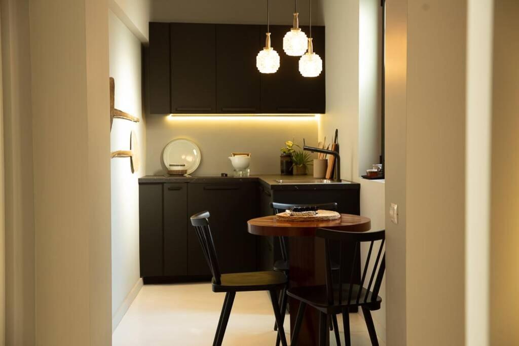 Zen Apartment - Calea Victoriei Bucarest Esterno foto